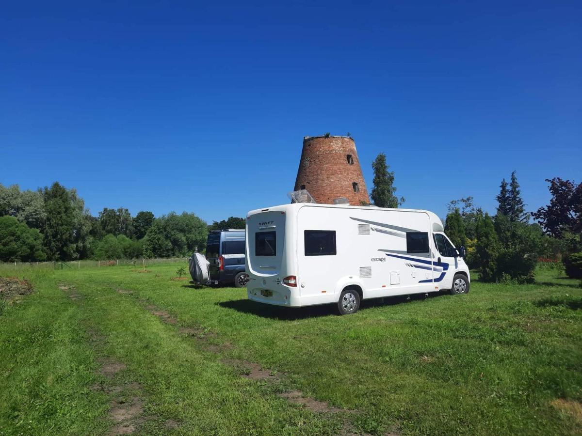 Zagare Camping Prie Maluno מראה חיצוני תמונה